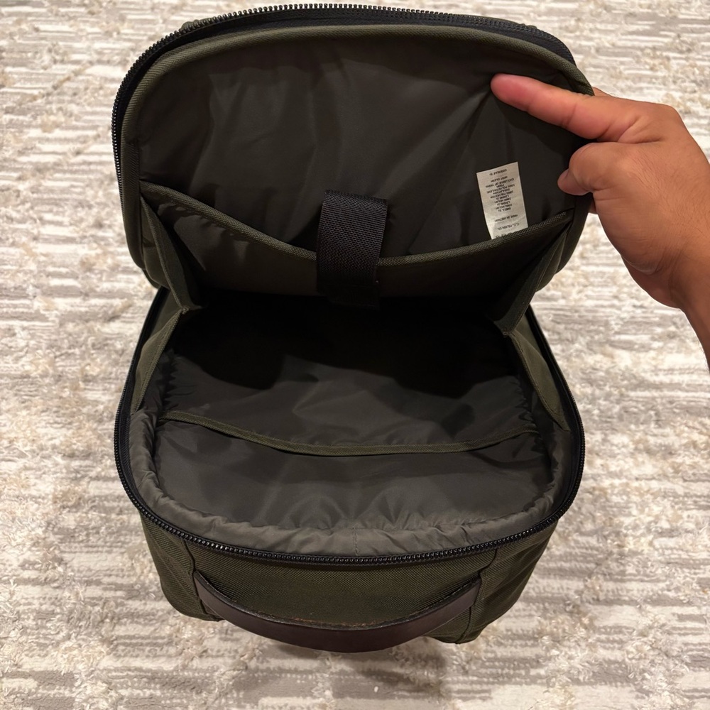 Filson Dryden Backpack Otter Green Carry On Travel Work Hike Leather Tabs - Picture 6 of 15
